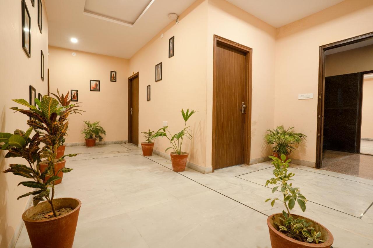Tripli Udaipur Hotel Kültér fotó